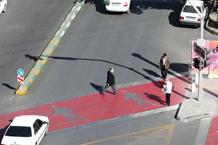 ۲ هفته دیگر؛ پایان پروژه حق تقدم عابرپیاده حدفاصل میدان فردوسی تا تقاطع خیام