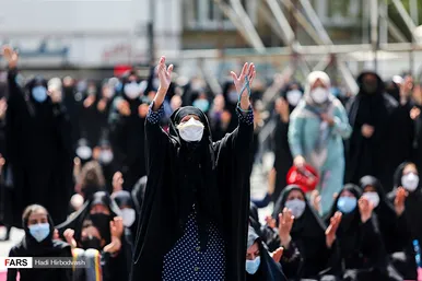 عزاداری و نماز ظهر عاشورا میدان امام حسین(ع) تهران