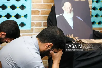 گزارش تصویری | مراسم وداع با پیکر آیت‌الله شبیری زنجانی