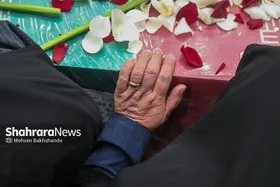 حرم مطهر رضوی، میزبان آیین وداع با پیکر ۱۳ شهید گمنام (۲ آذر ۱۴۰۴) + فیلم