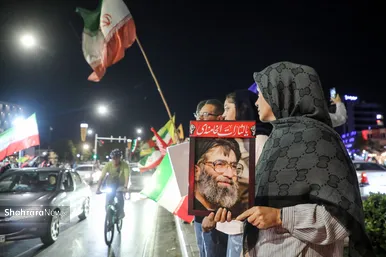 گزارش تصویری | وداع با پیکر سردار شهید حسین ظریفی در دویست‌ودهمین شب اجتماع مشهدی‌ها