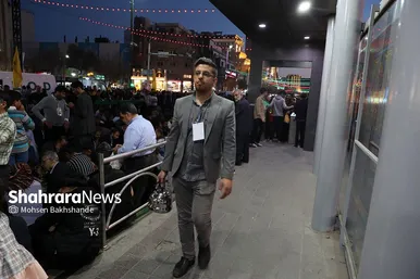 عکس| سفره افطار ۶ کیلومتری مشهدی‌ها در شب میلاد امام حسن مجتبی(ع)
