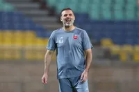 سیدجلال می‌خواهد رقم قراردادش با پرسپولیسی‌ها افزایش یابد