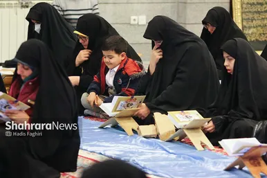 تشییع شهید گمنام در جمع دختران مدرسه امام رضا(ع) در مشهد