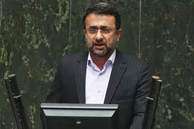 نماینده مجلس: بیکاری در بین جوانان متخصص بیداد می&zwnj;کند| دولت در تفویض اختیار به مدیران استانی موفق نبوده است