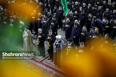 تصاویری از آئین شام غریبان امام رضا (ع) در حرم مطهر رضوی