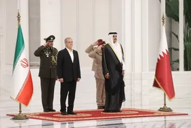 امیر قطر: درباره شرایط سخت منطقه با پزشکیان گفت&zwnj;و&zwnj;گو کردم