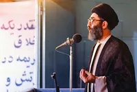 ۲۴ دی؛ سالگرد انتصاب رهبر معظم انقلاب به امامت جمعه تهران