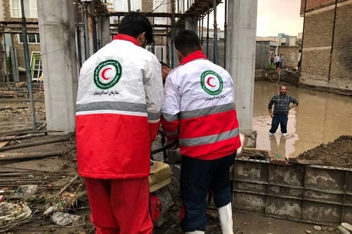جاری شدن سیل در ۳ شهر آذربایجان غربی + فیلم