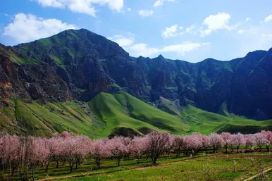 بهار در ولایت سمنگان افغانستان