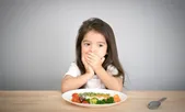 کودک خود را مجبور به غذا خوردن نکنید | ۸ گام ساده برای افزایش اشتها