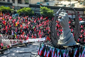 ویدئو| سرور از دست دادیم &hellip; | تصاویری از وداع با رهبر شهید انقلاب در مصلی تهران