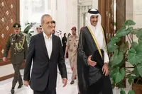 استقبال رسمی پزشکیان از امیر قطر در سعدآباد تهران + فیلم