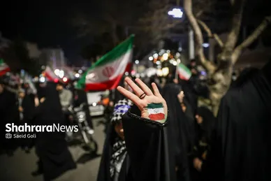 گزارش تصویری | خروش مردم انقلابی مشهد در آخرین چهارشنبه سال ۱۴۰۴ در میدان هفت‌تیر