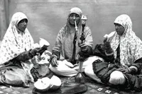 نگاهی کوتاه به تفریحات زنان در گذشته
