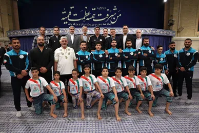 عکس‌هایی از دیدار مدال‌آوران ورزشی و علمی با رهبر انقلاب (۲۸ مهرماه ۱۴۰۴)
