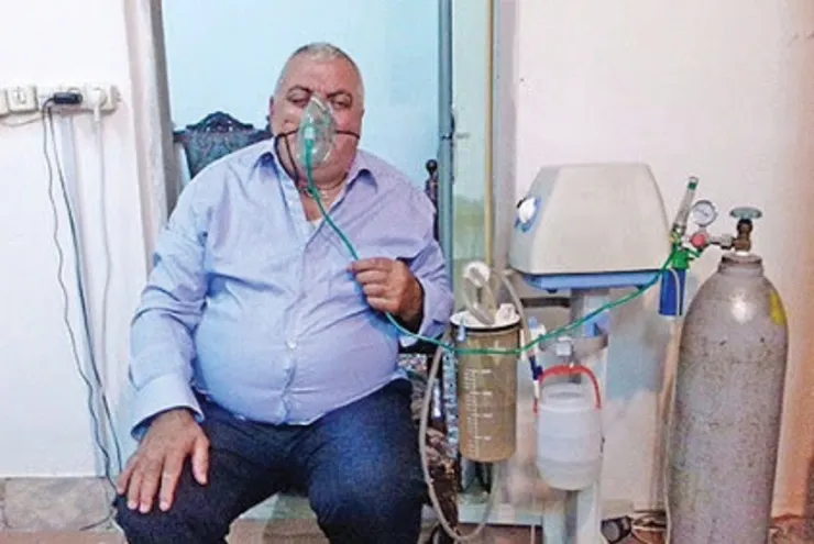 عشق است و آتش و خون