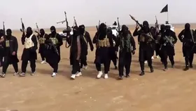 معاون سیاسی سپاه: مسئولین می&zwnj;خواستند درباره داعش با آمریکا توافق کنند!+(فیلم)