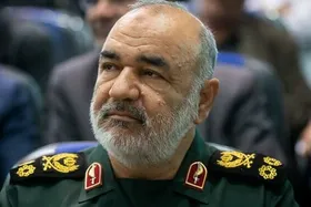 فرمانده کل سپاه: زمان آن رسیده است که به آمریکایی&zwnj;ها واکسن کرونا بدهیم