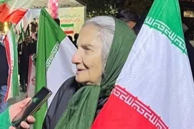 فریده سپاه منصور: اینجا وطن من است آمده&zwnj;ام در کنار مردم بایستم