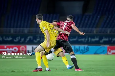 لیگ برتر فوتبال | مسابقه پدیده مشهد و سپاهان اصفهان‎‎