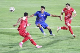 دو بازی هم&zwnj;زمان استقلال و پرسپولیس در تهران | آبی&zwnj;ها به دنبال لغو بازی با مس