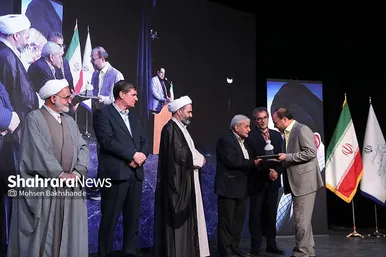 گزارش تصویری | گردهمایی بزرگ اصحاب فرهنگ، هنر، رسانه و قرآن خراسان رضوی در مشهد