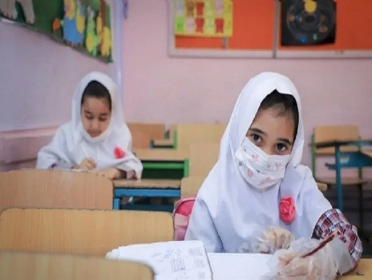 مدت حضور دانش آموزان در شبکه شاد چقدر است؟ | دستور توزیع سیمکارتهای دانش آموزی صادر شد