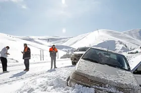 امدادگران هلال&zwnj;احمر خراسان رضوی به ۳۶۷۹ حادثه&zwnj;دیده برف، خدمات دادند
