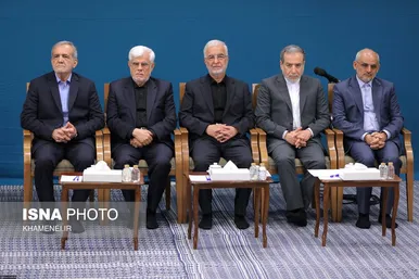 عکس‌هایی از دیدار رئیس‌جمهور و اعضای هیئت دولت چهاردهم با رهبر معظم انقلاب