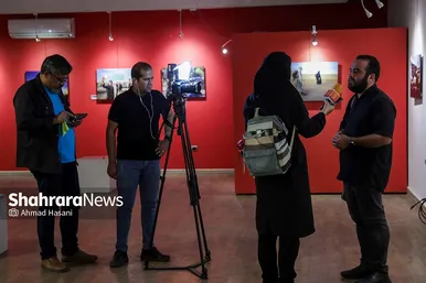 نمایشگاه گروهی عکس « سوگ در آیینه »