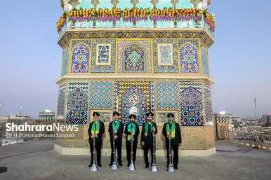 آیین نقاره نوازی حرم مطهر رضوی در آستانه میلاد امام رضا(ع)