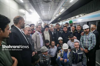 گزارش تصویری | بازدید آیت‌الله علم‌الهدی از ایستگاه باب‌الجواد(ع) مترو مشهد