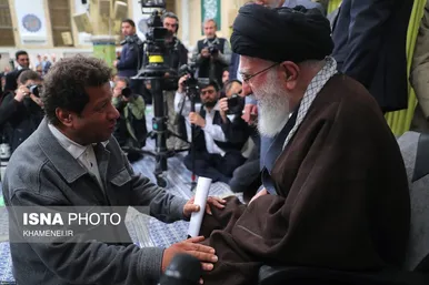 دیدار شاعران با رهبر معظم انقلاب