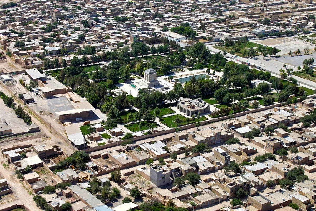 حل معضل حاشیه نشینی در بخش مرکزی شهرستان مشهد با بازنگری در تقسیمات کشوری