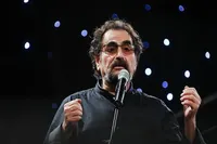 انتشار آهنگ «افقِ خونین» شهرام ناظری پس از ۴۲ سال