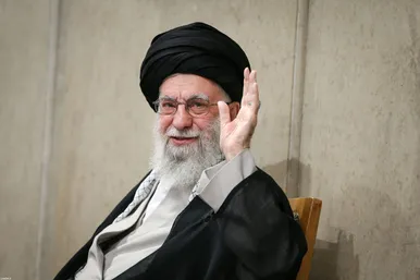 گزارش تصویری | سخنرانی رهبر معظم انقلاب در مراسم عزاداری شهادت امام رضا(ع)