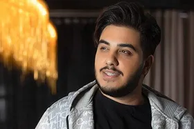 آهنگ جدید آرون افشار خواننده مشهدی برای &laquo;ایران&raquo;  + صوت