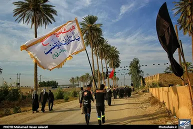 هم‌قدم با زائران کربلا در کنار فرات