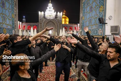 گزارش تصویری | «حسینیه حرم»، عزاداری سنتی اقوام استان‌های مختلف در حرم مطهر رضوی