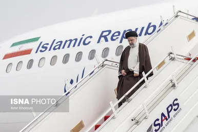 رئیسی به آرامگاه اقبال لاهوری رفت