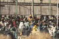 اسپانیا گذرگاه مرزی خود با مراکش را بست