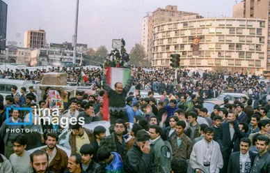 ۸ آذر ۱۳۷۶ روزی که ایران خندید