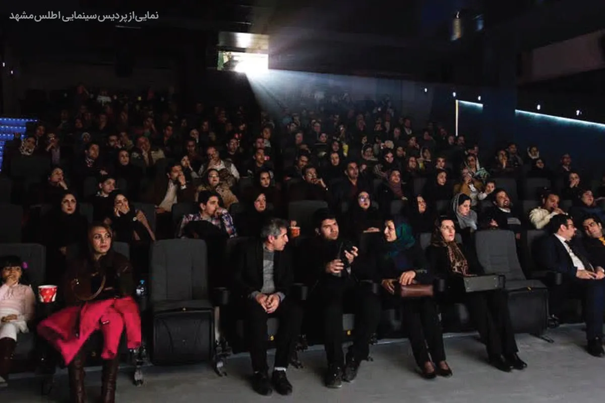 وضعیت فروش بلیت سینماهای مشهد در روزهای جنگ تحمیلی سوم | سینماها در تنگنای جنگ، گرانی و کمبود فیلم