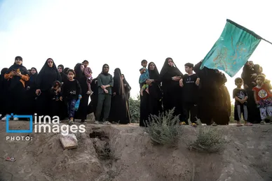 عکس‌هایی از استقبال اهالی خلیفه حیدر از زائران کربلا