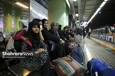 سرویس دهی قطارشهری مشهد در دهه پایانی صفر