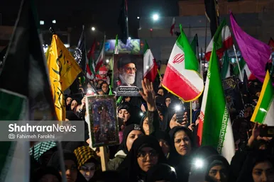 گزارش تصویری | خونخواهی رهبر شهید در میدان فجر مشهد