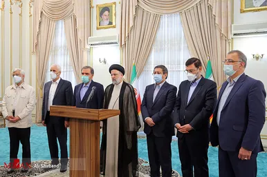 دیدار صمیمانه رئیس جمهور منتخب با کاندیداهای انتخابات ۱۴۰۰