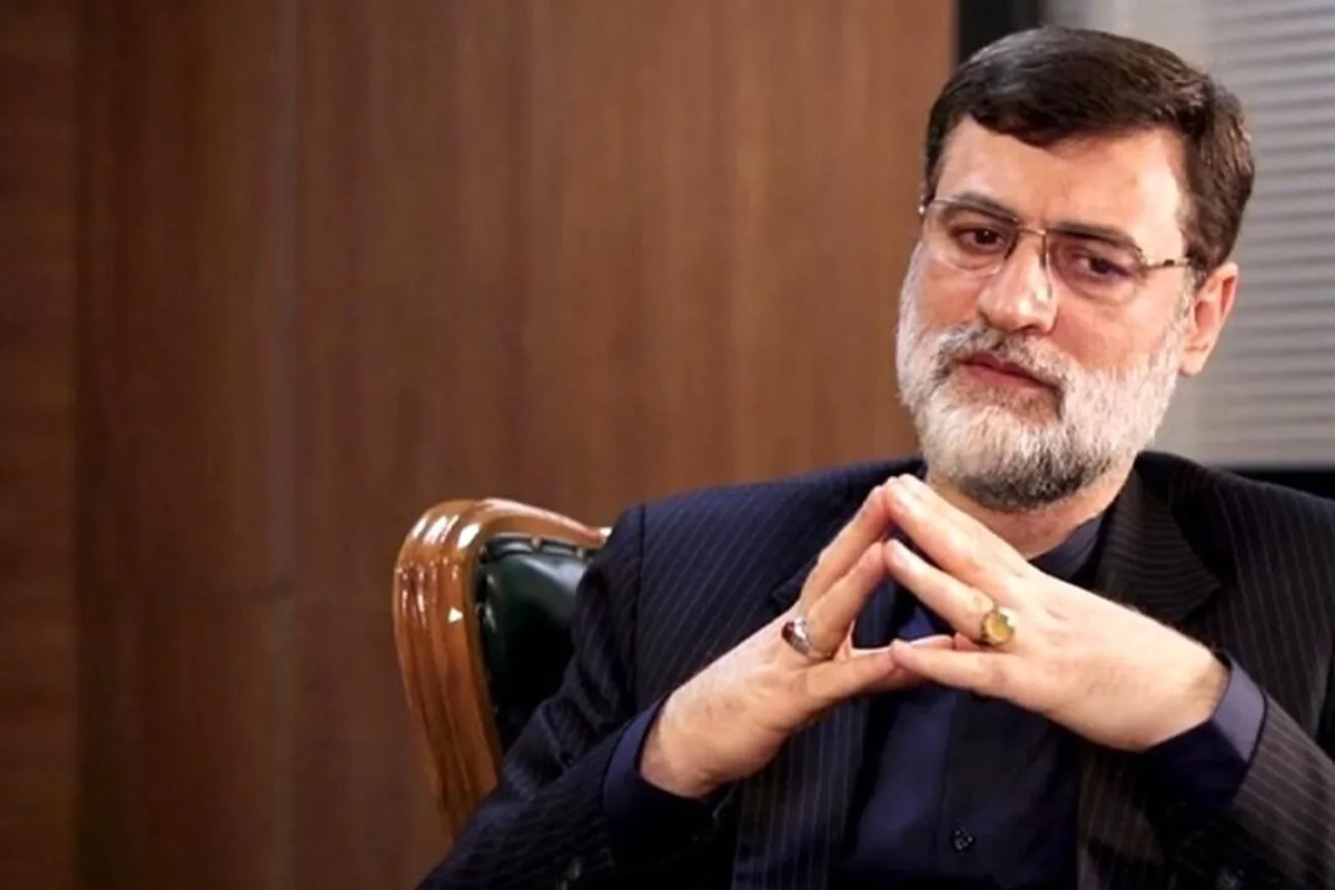 قاضی‌زاده هاشمی در میزگرد اقتصادی: خط فقر مطلق را اصلاح می‌کنیم | پیش‌بینی نظام جبران