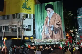 ویدئو | روایتی از خیابان کشور دوست تهران؛ میعادگاه سوگ، همبستگی و بیعت دوباره